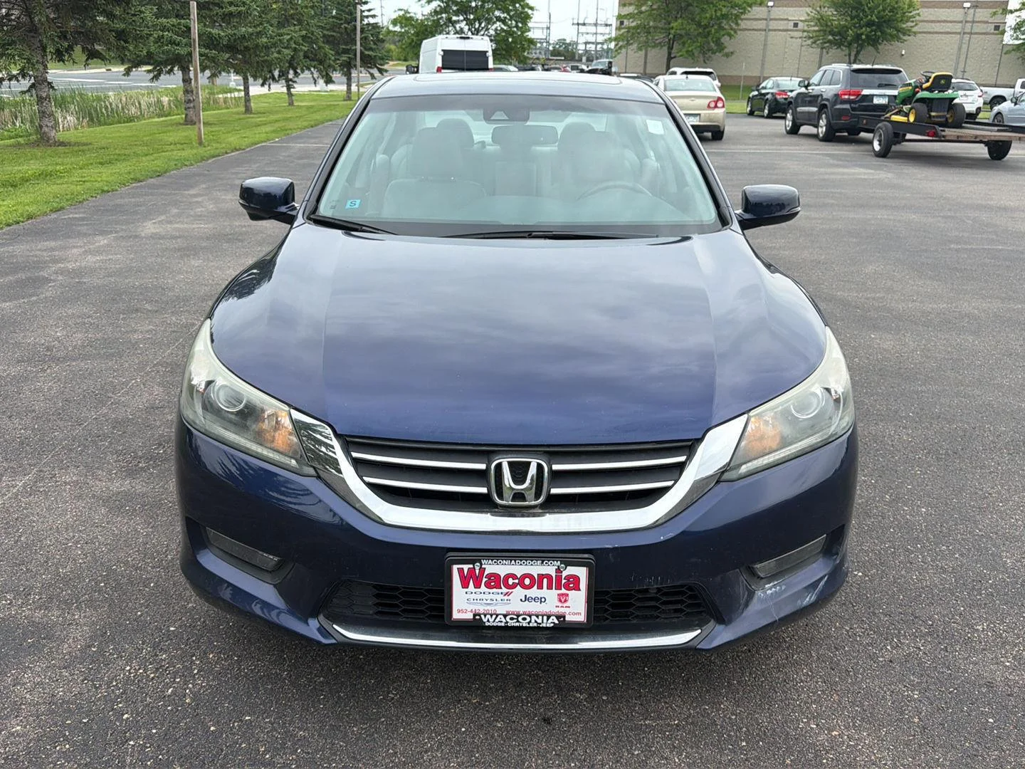 Used 2014 Obsidian Blue Pearl Honda EX-L image 3