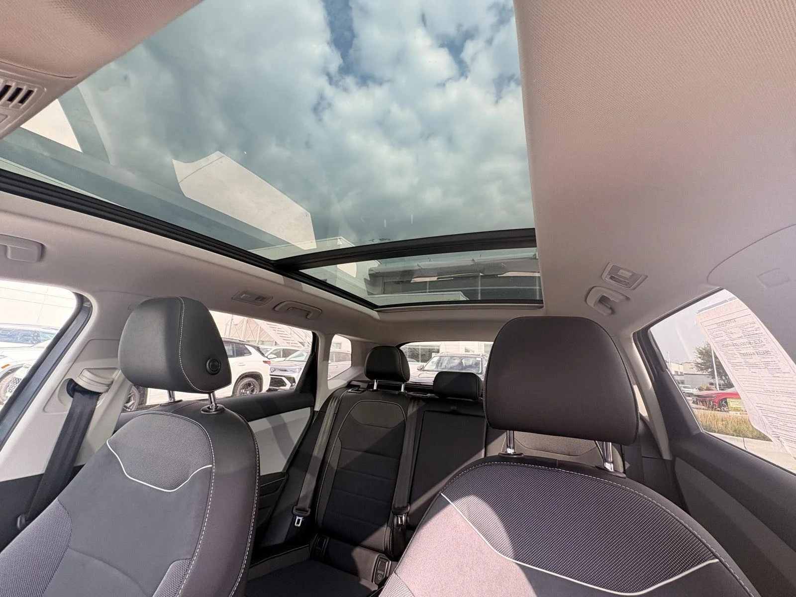 Certified Used 2024 GRAY Volkswagen SE image 5