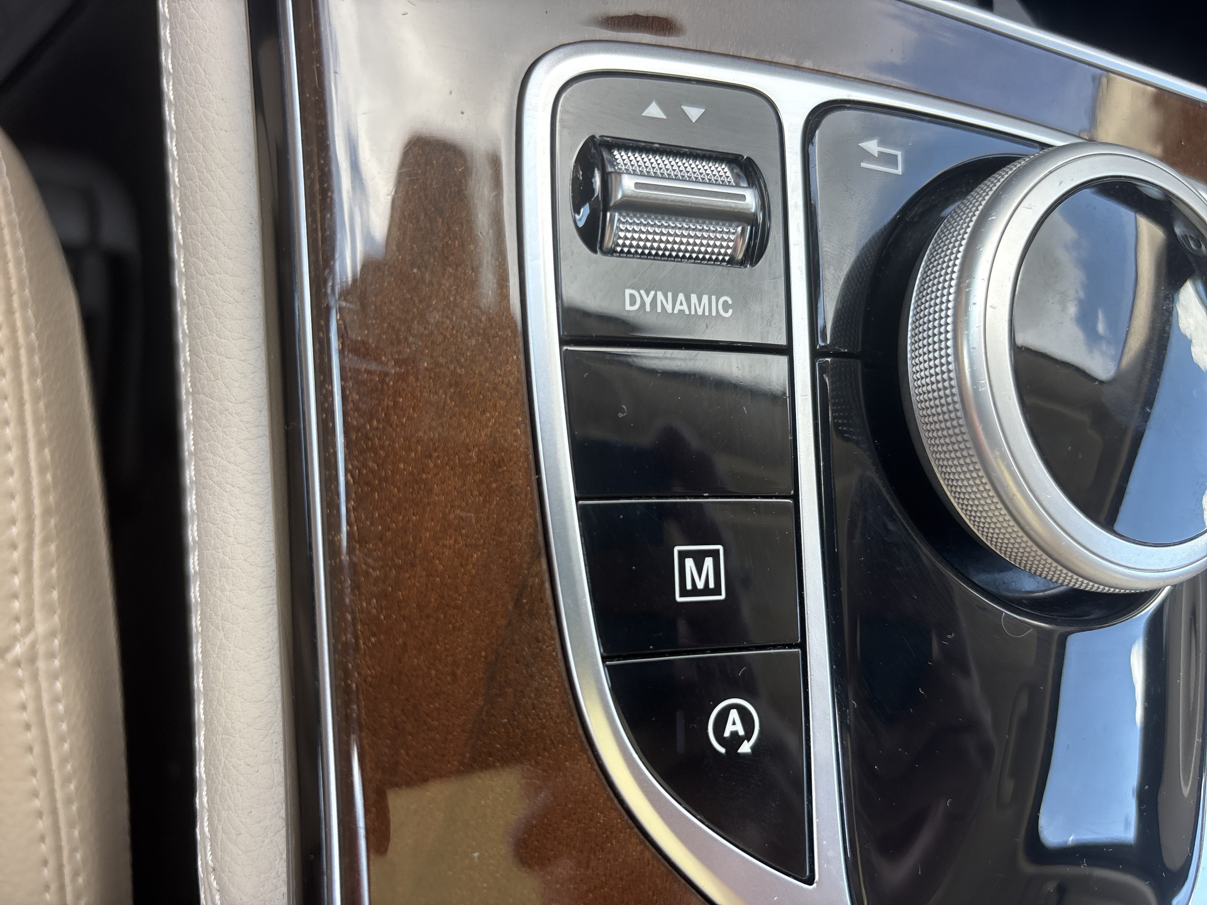 Used 2018 POLAR WHITE Mercedes-Benz 300 4Matic image 36