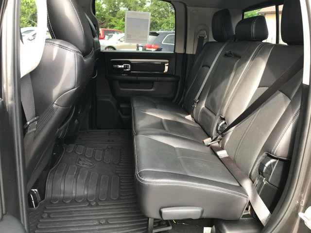 Used 2018 Granite Crystal Metallic Clearcoat Ram Laramie image 24