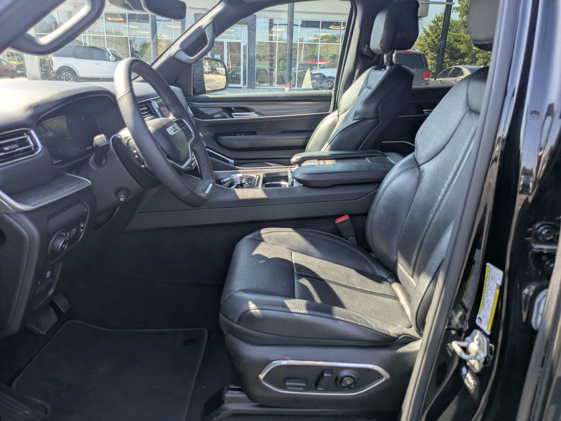 Used 2024 Black Jeep Series II image 15