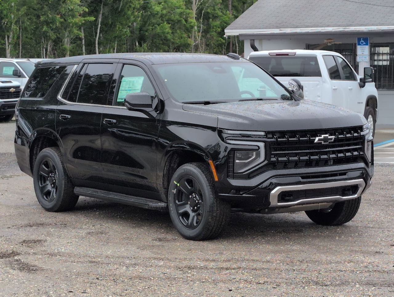 2026 Chevrolet Tahoe Fleet - Photo 2