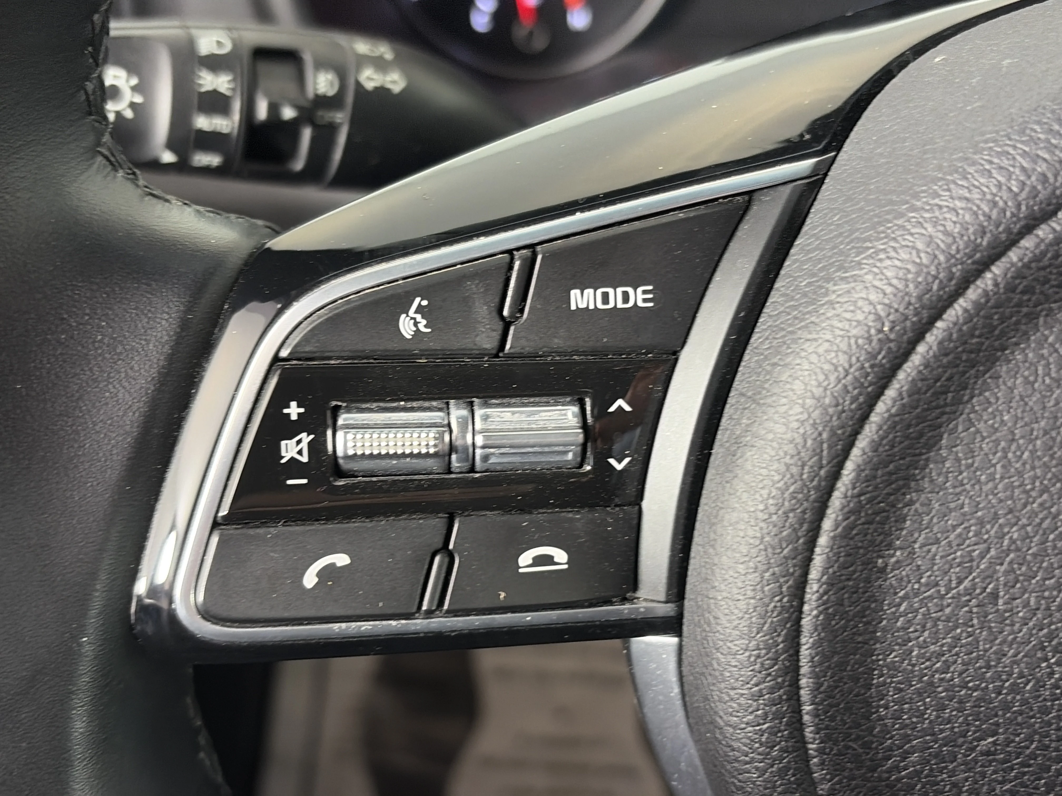 Used 2022 Pacific Blue Kia EX image 34