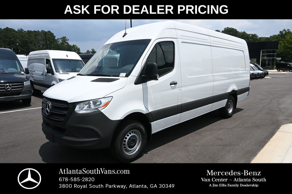 New 2026 Arctic White Mercedes-Benz Cargo 170 WB image 1