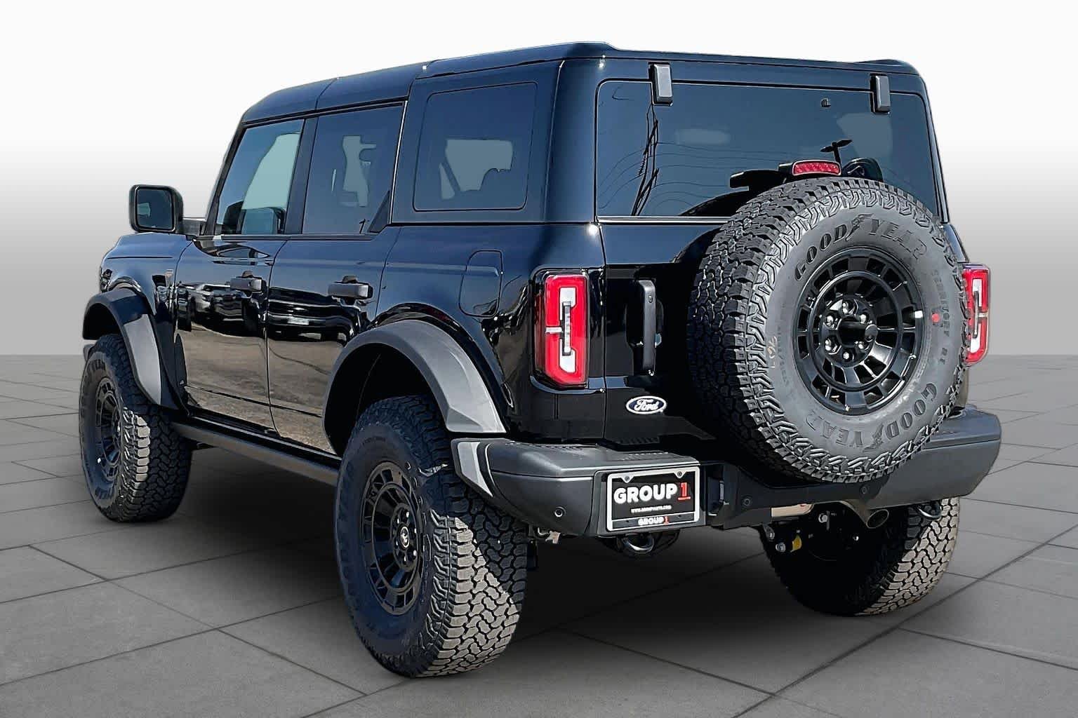New 2026 Shadow Black Ford Badlands® image 12