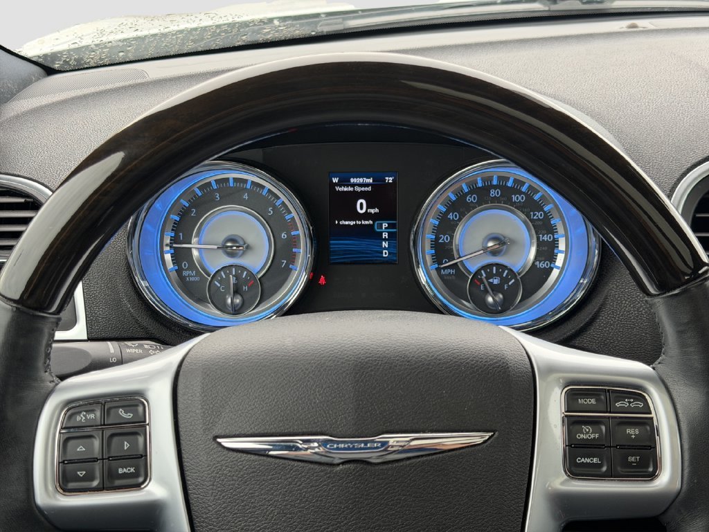 Used 2012 White Chrysler C image 11