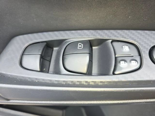Used 2020 Blue Nissan SV image 27