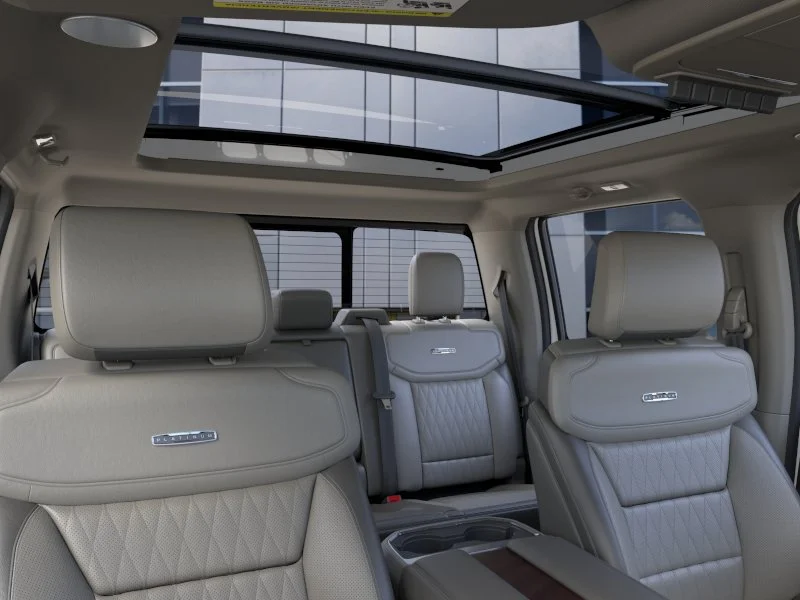 New 2026 Star White Metallic Tri-Coat Ford Platinum image 22