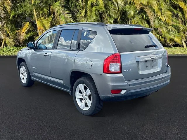 Used 2013 Gray Jeep Latitude image 2