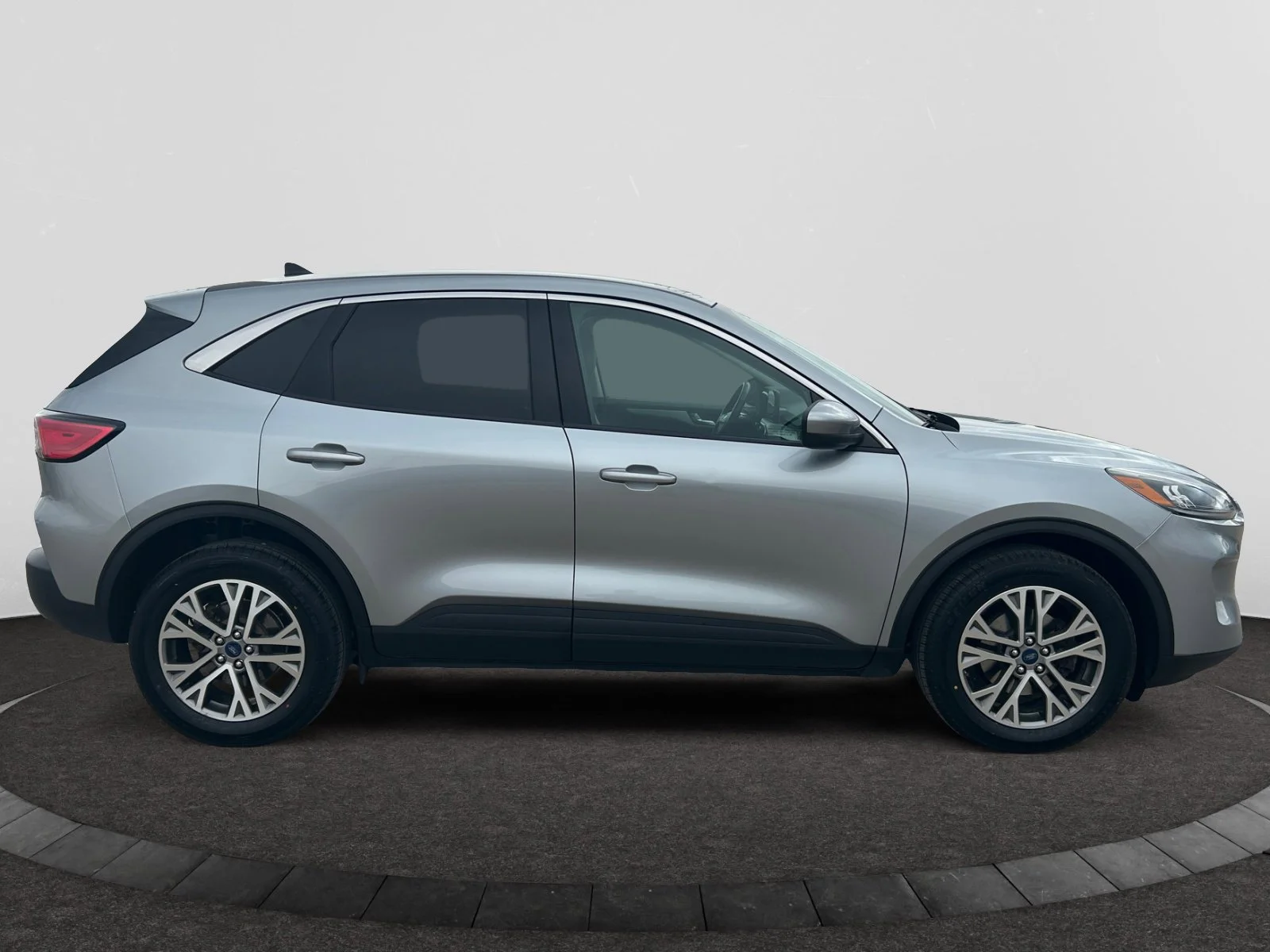 Used 2022 SILVER Ford EcoBoost™  AWD image 6