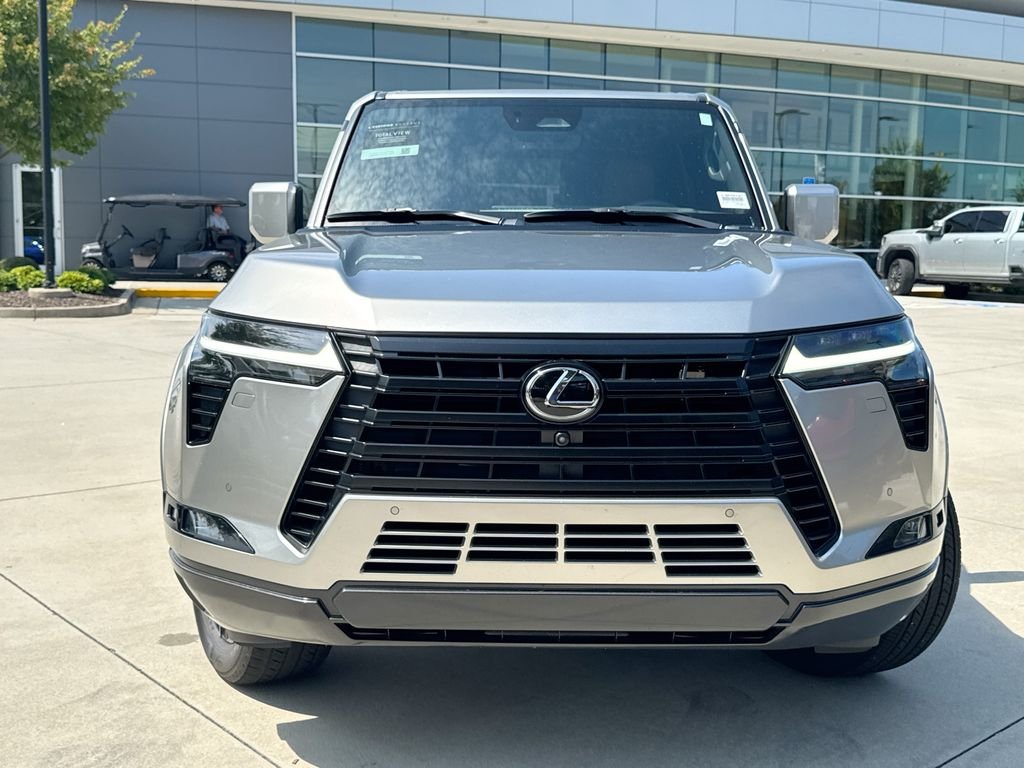 Used 2024 Silver Lexus 550 Premium+ image 4
