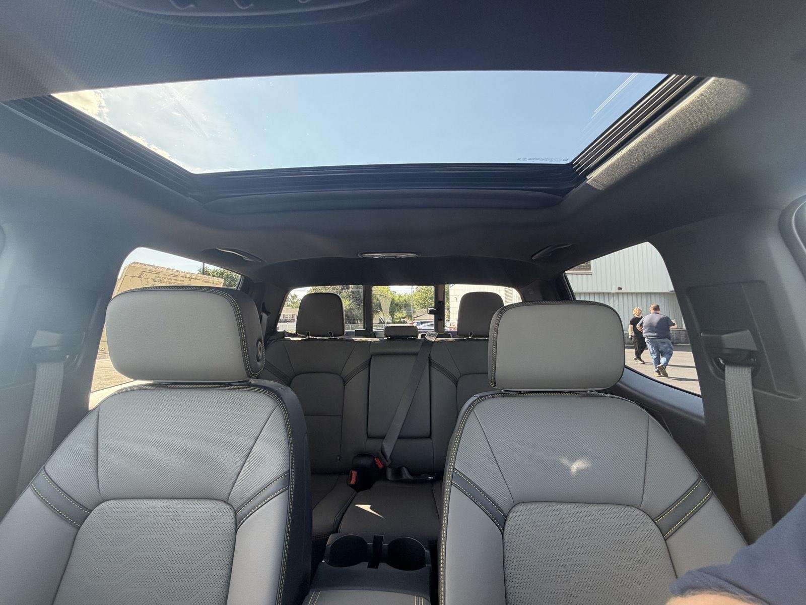 2026 Chevrolet Colorado ZR2 - Photo 17