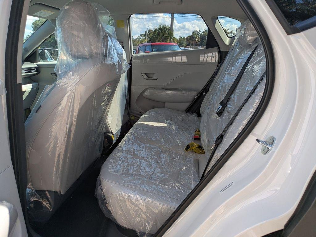 New 2026 White Hyundai SEL Sport FWD image 12