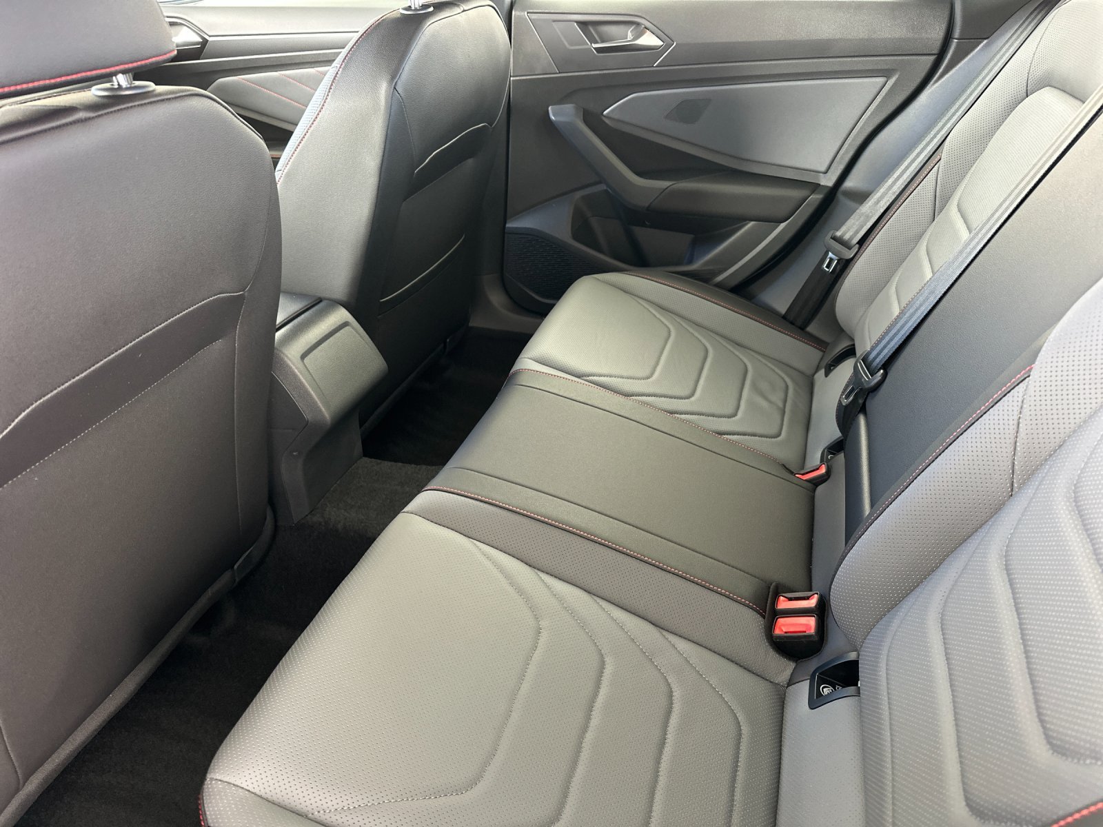 New 2027 Monument Gray Volkswagen 2.0T Autobahn image 11
