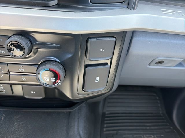 New 2026 Oxford White Ford F-250® XL image 23