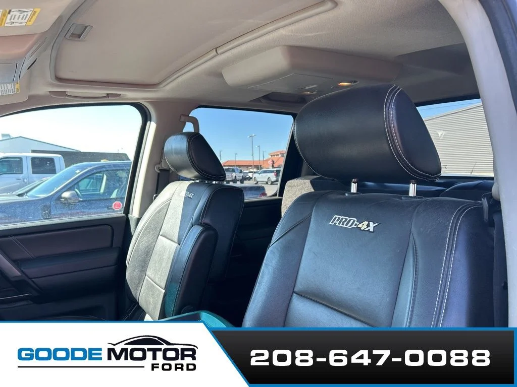Used 2014 Red Nissan PRO-4X image 9