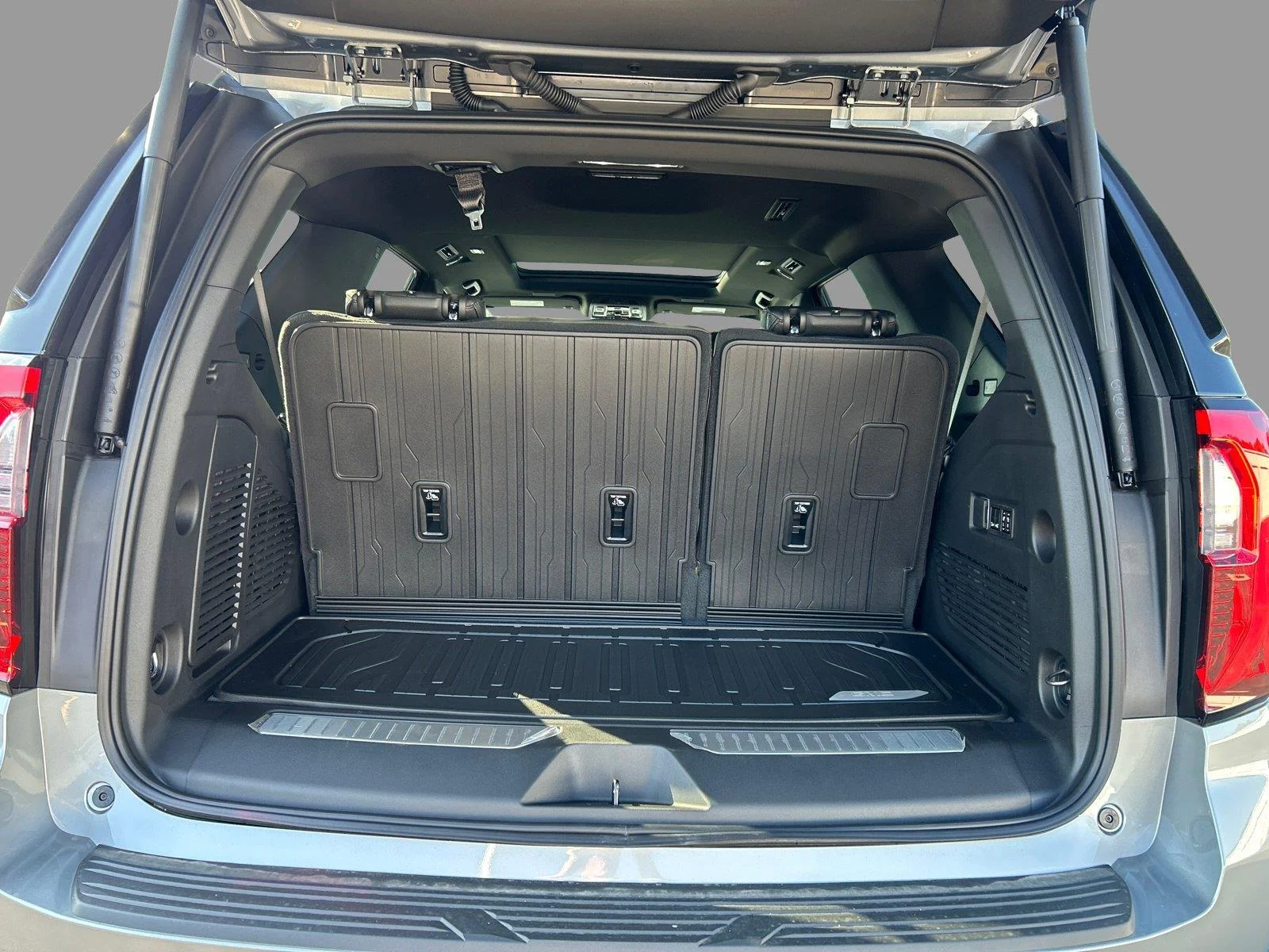 New 2026 Sterling Metallic GMC Denali image 6