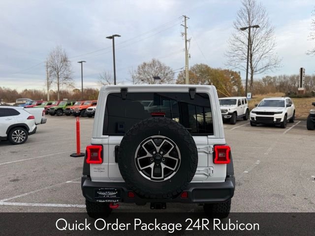 New 2025 Bright White Clear-Coat Exterior Paint Jeep Rubicon image 4