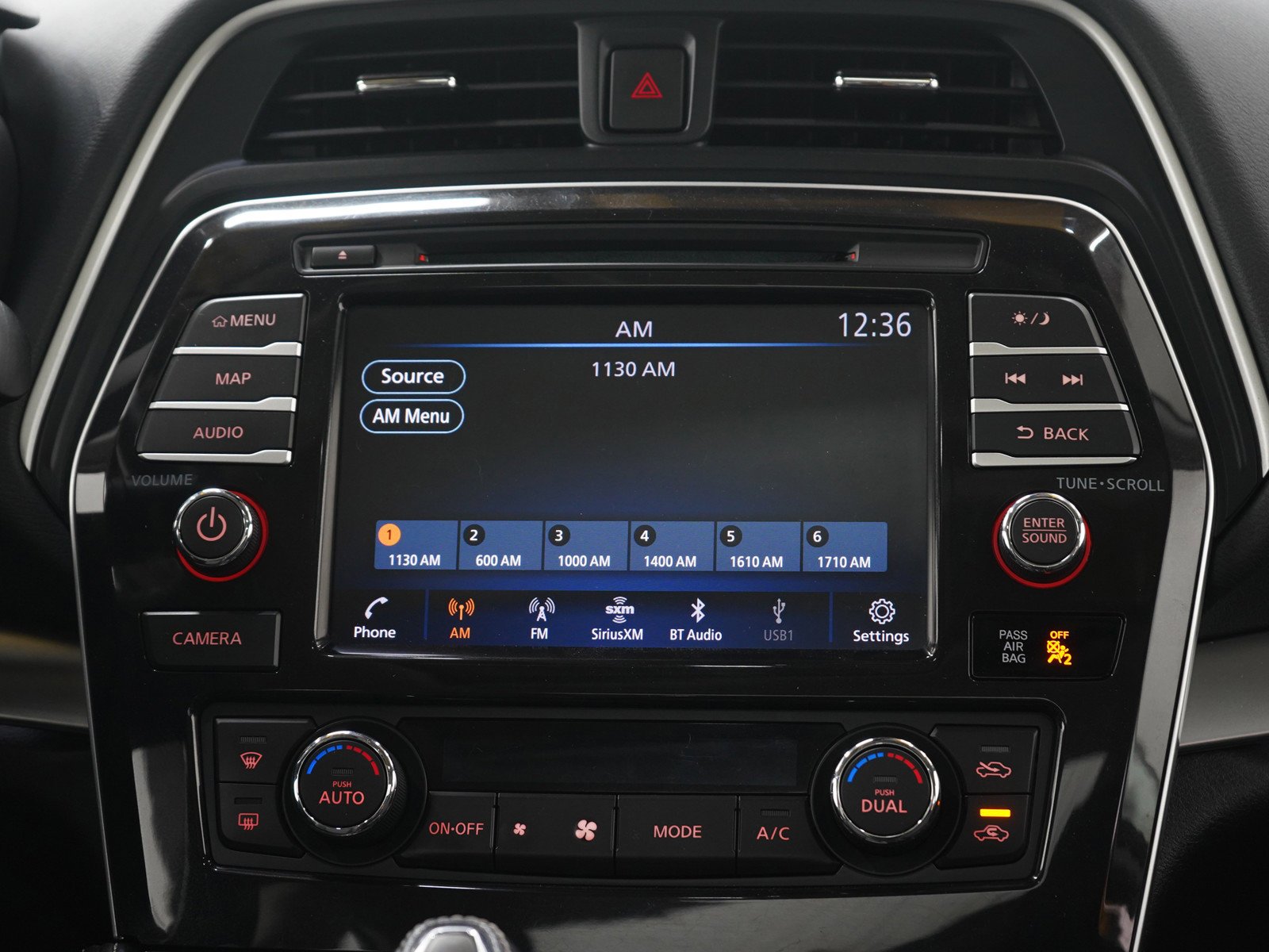 2022 Nissan Maxima SL - Photo 16