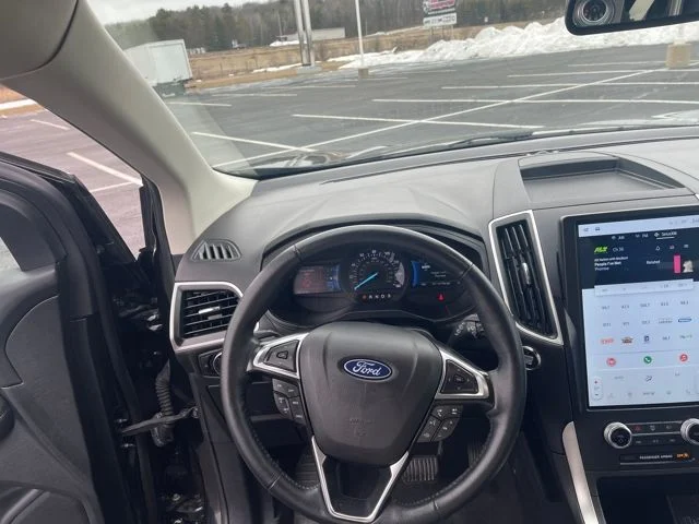 Used 2024 Black Ford SEL image 15