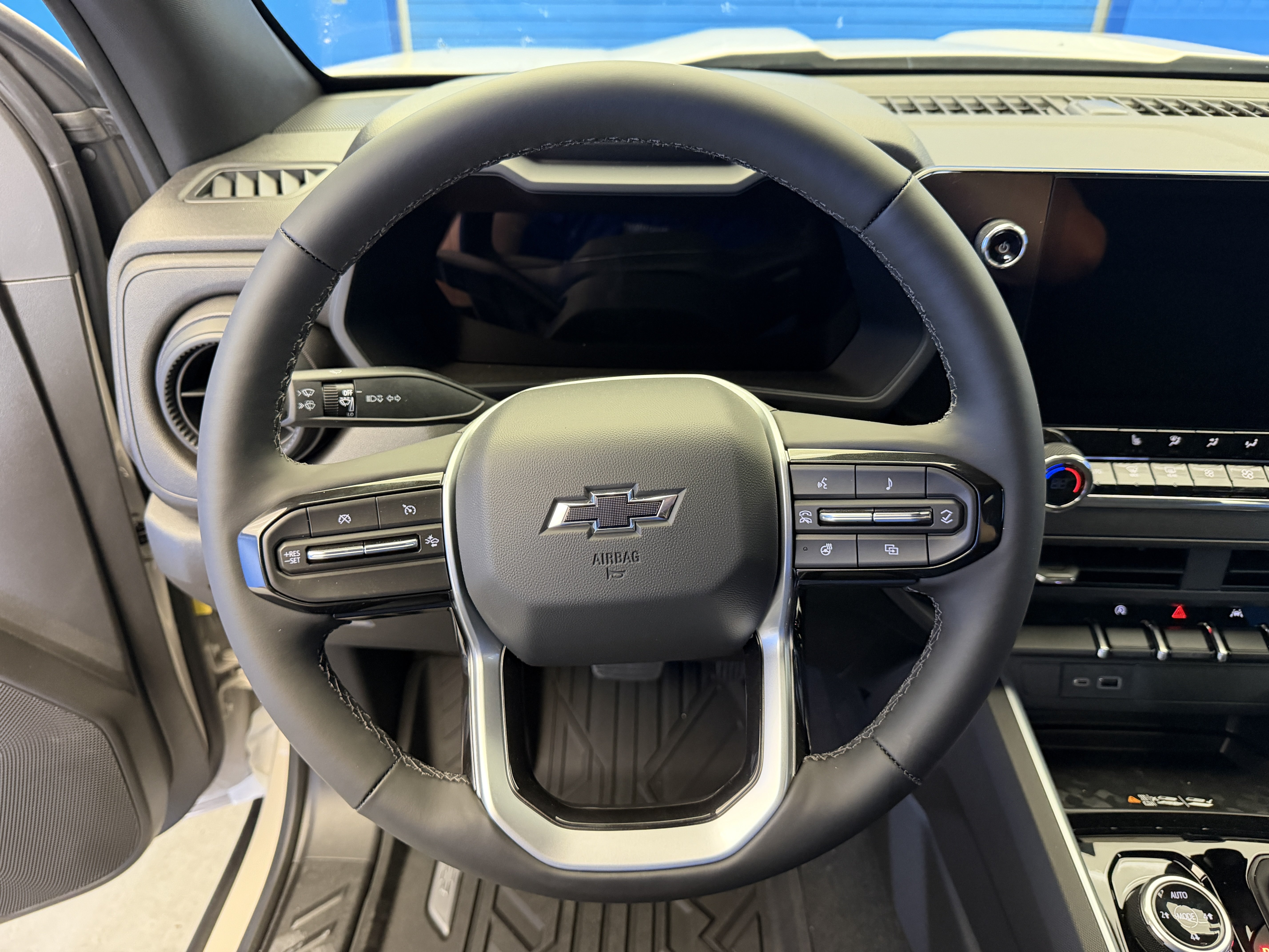 2026 Chevrolet Colorado Trail Boss - Photo 14