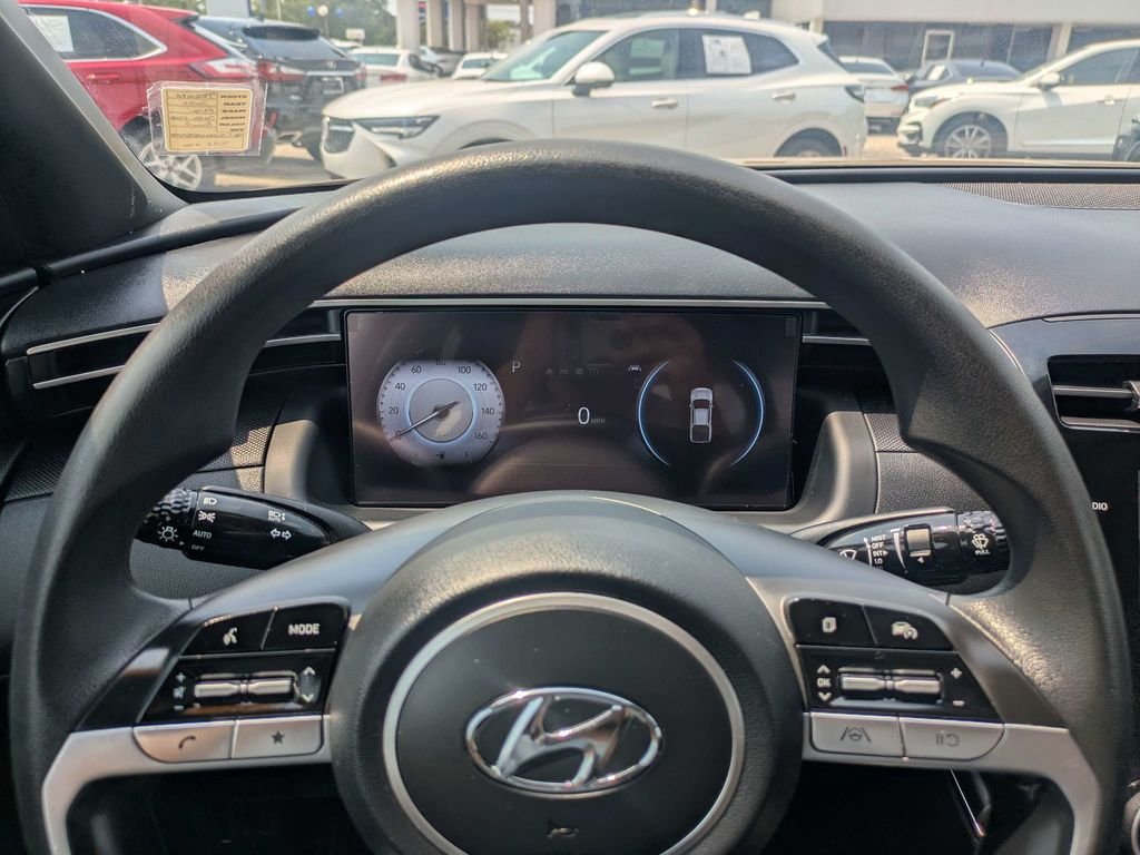 Used 2023 Beige Hyundai SEL image 29