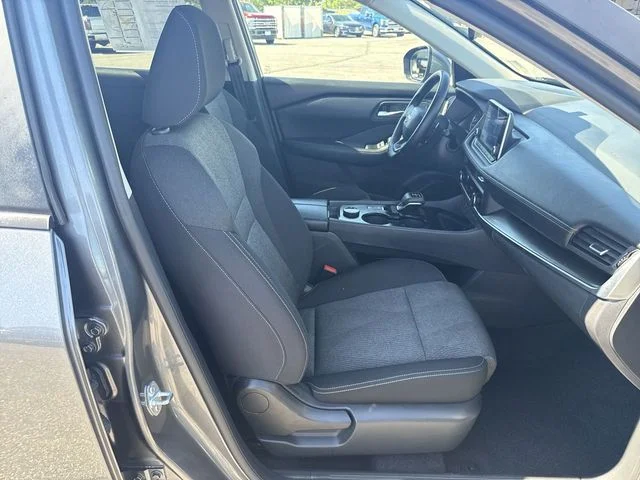 Used 2025 Gray Nissan SV image 23