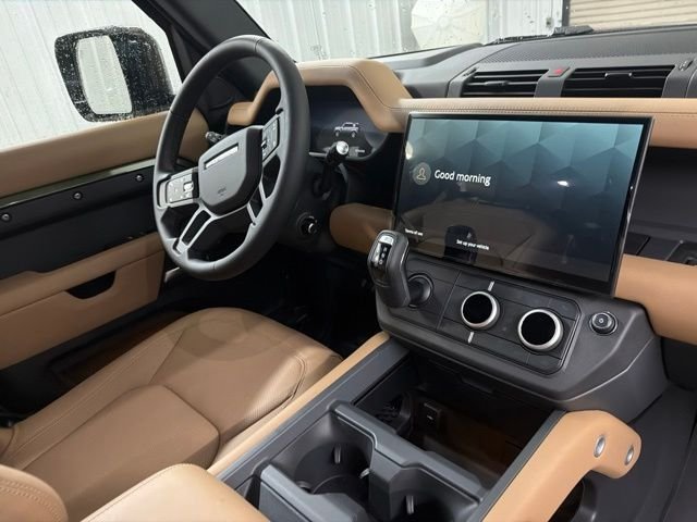 New 2026 Woolstone Green Land Rover S image 23