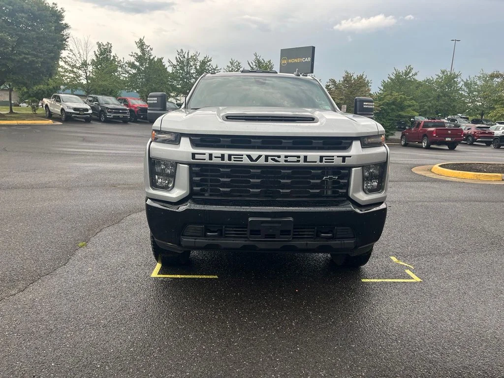 Used 2023 Silver Chevrolet Custom image 2
