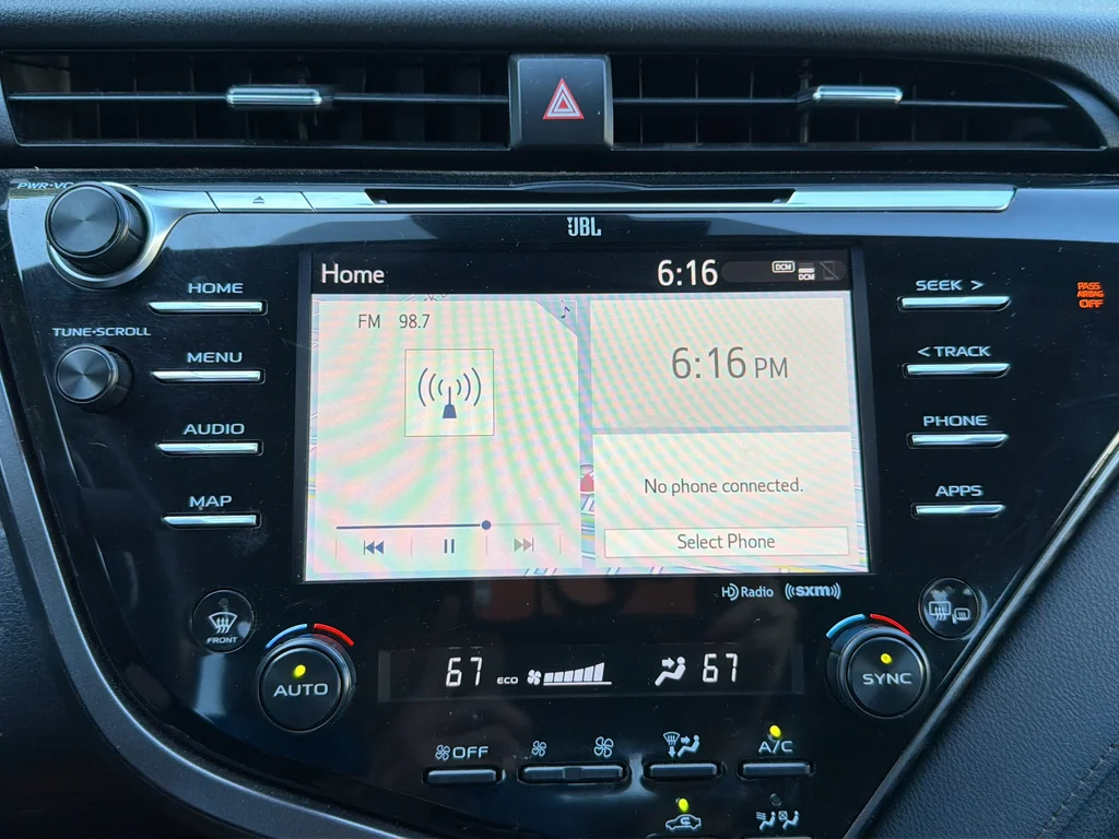 Used 2020 Beige Toyota XLE image 14