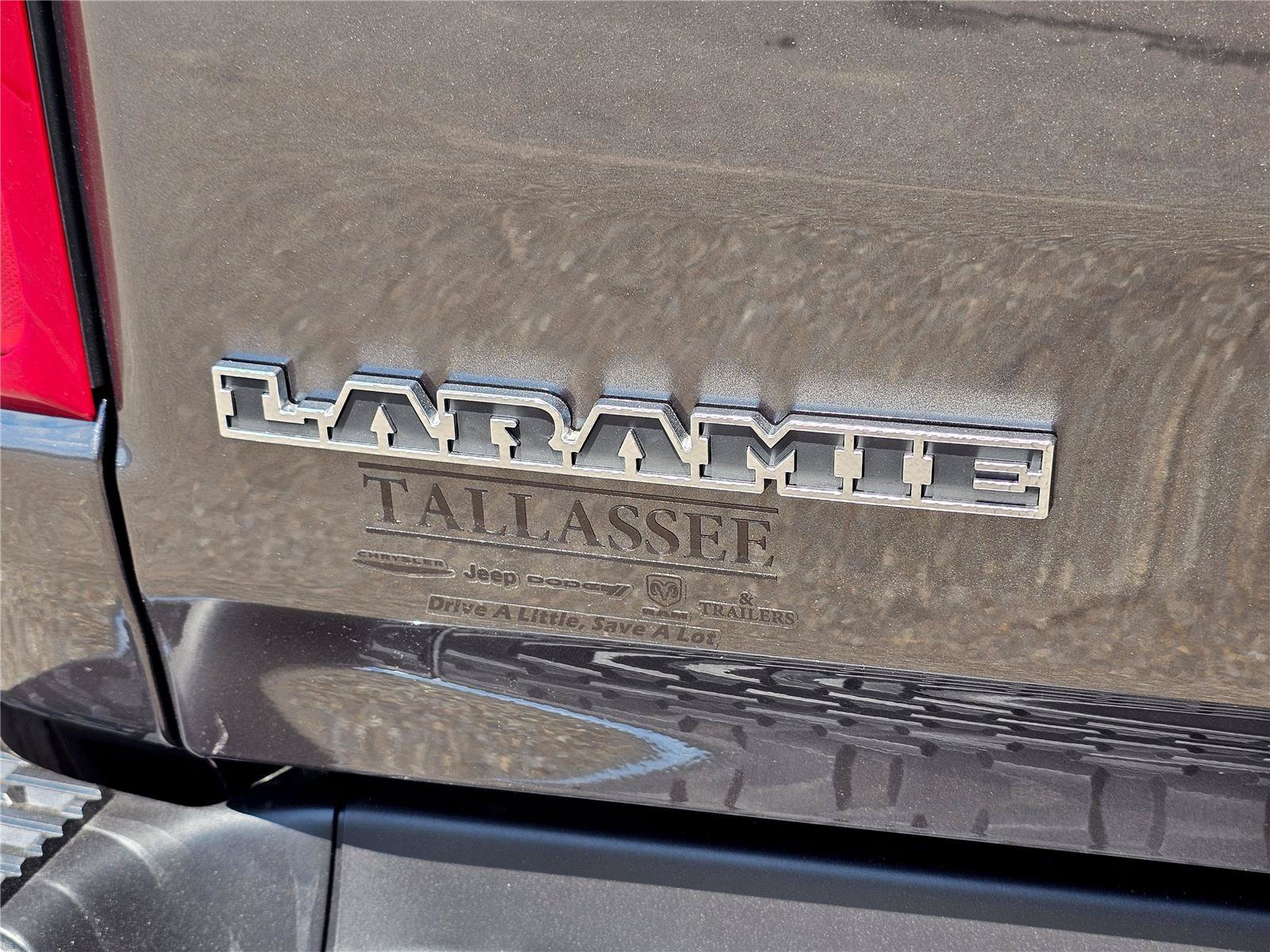 New 2026 Granite Crystal Metallic Clearcoat Ram Laramie image 10