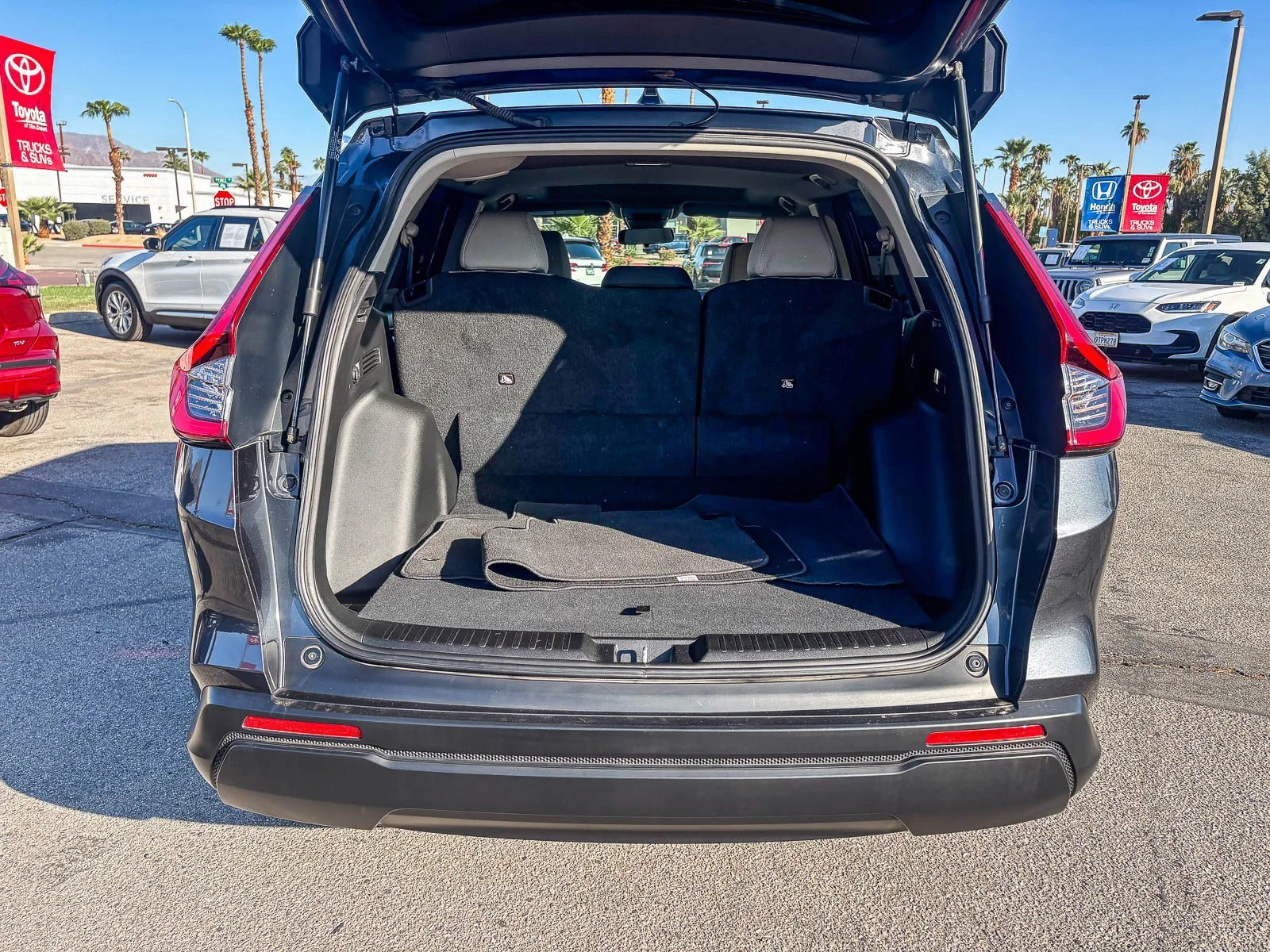 Certified Used 2024 Meteorite Gray Metallic Honda EX image 12