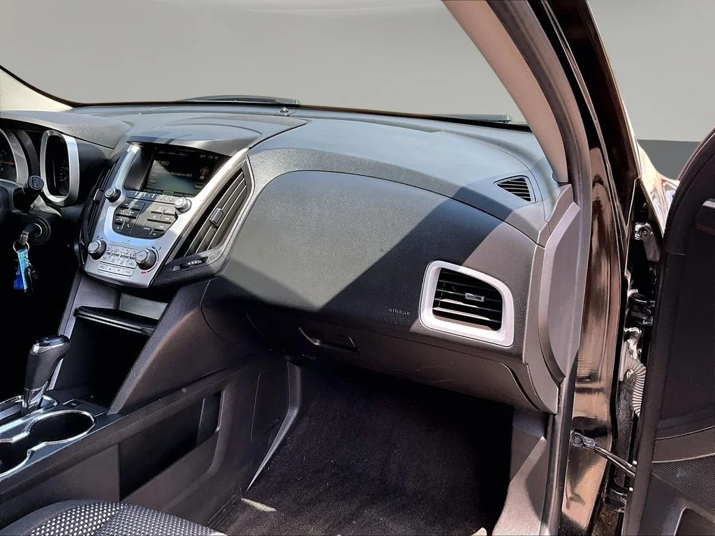 Used 2016 Black Chevrolet LT image 29