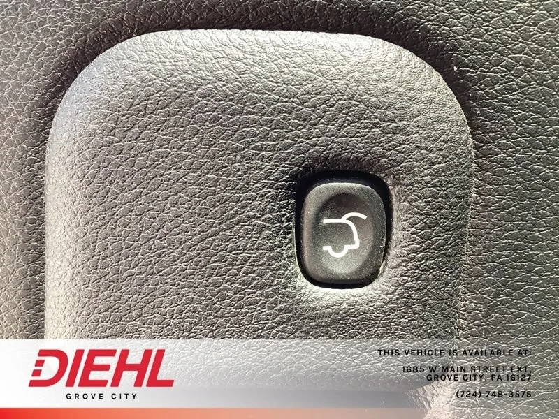 Used 2021 Gray Jeep Laredo X 4x4 image 15