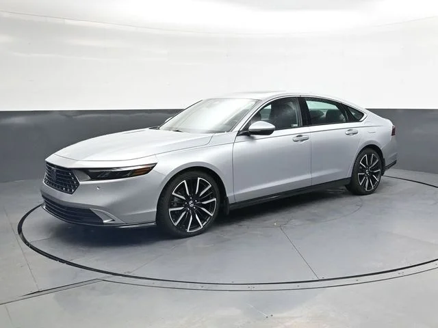 Used 2025  Honda Touring image 9