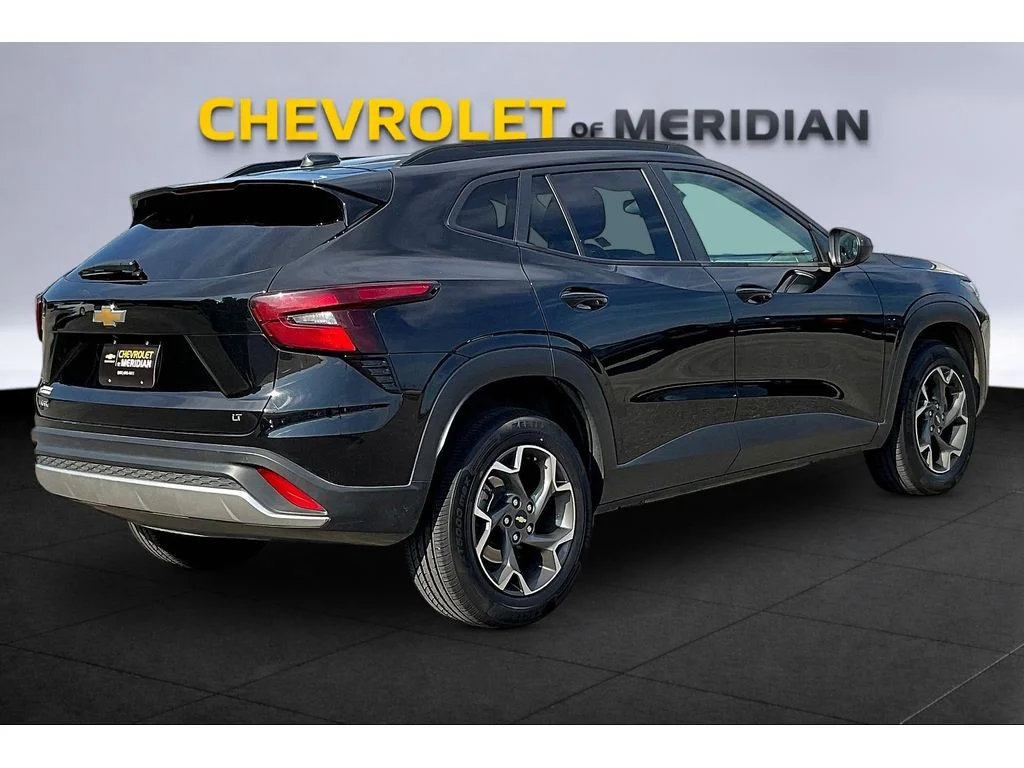 Used 2025 Mosaic Black Metallic Chevrolet LT image 10