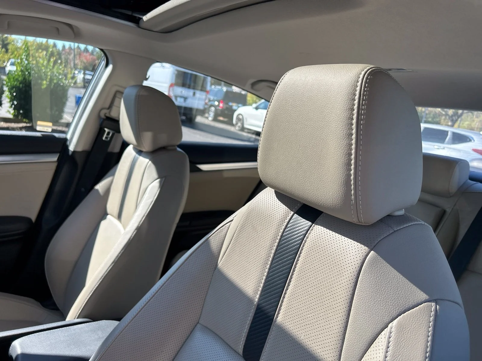 Used 2016 White Orchid Pearl Honda EX-L image 8