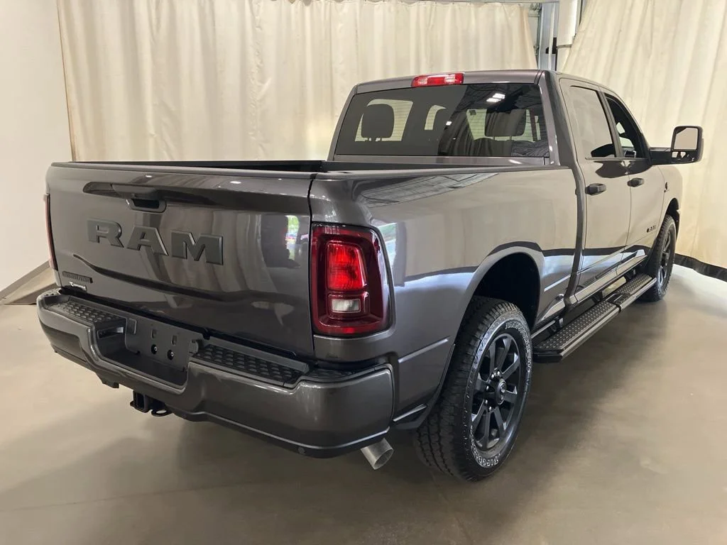 2025 RAM 2500 Big Horn - Photo 23