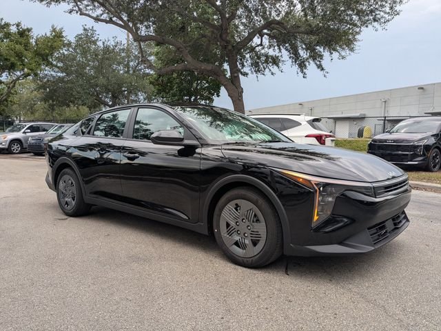 New 2026 Aurora Black Pearl Kia LX image 9