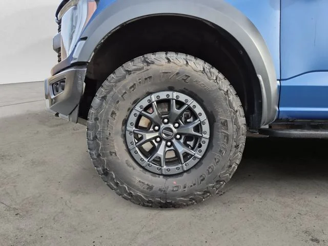 Used 2022 Blue Metallic Ford Raptor image 9