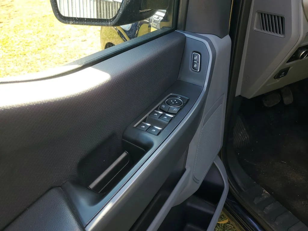 2023 Ford F-150 XLT - Photo 12