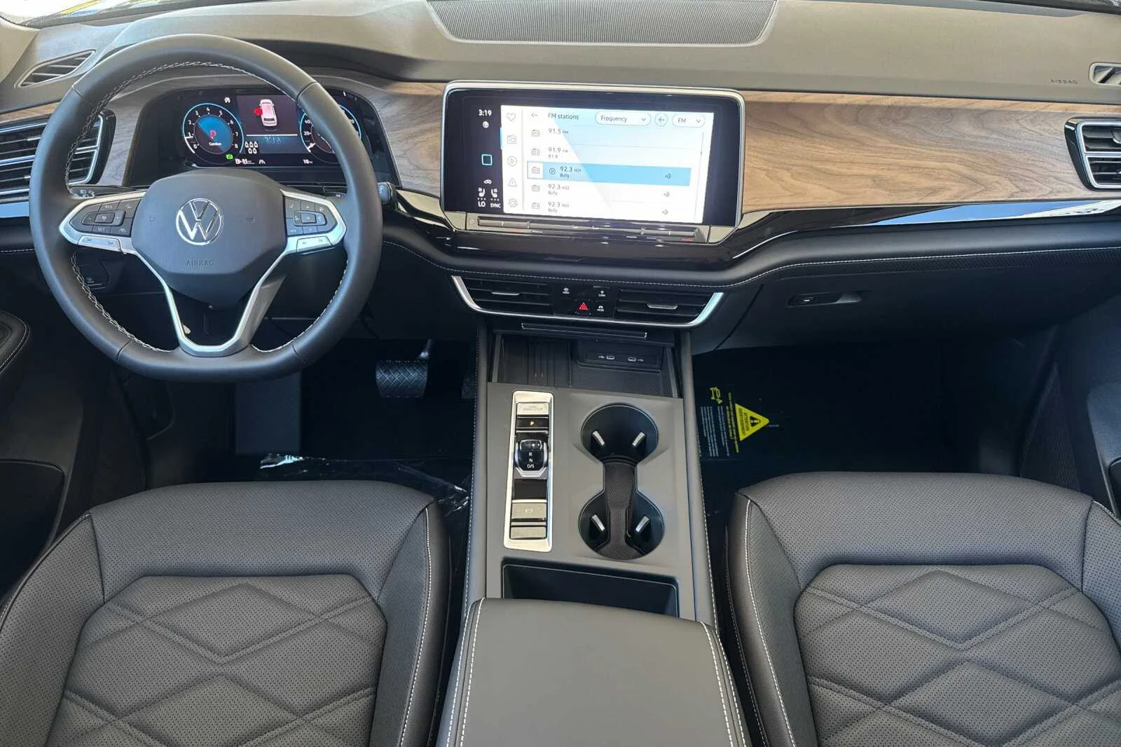 New 2026 Black Volkswagen 2.0T SE image 13