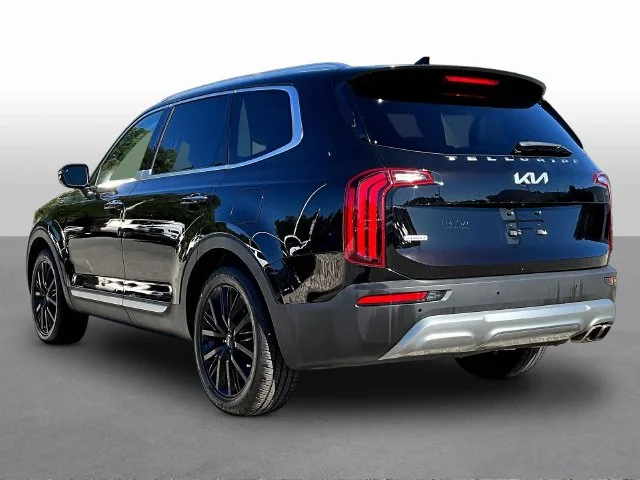 Used 2022 Black Kia SX image 5