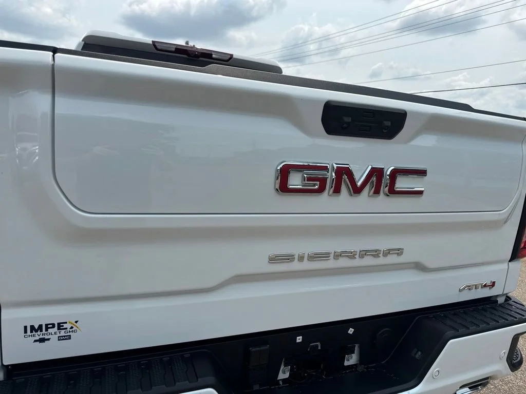 Used 2025 Summit White GMC AT4 image 35
