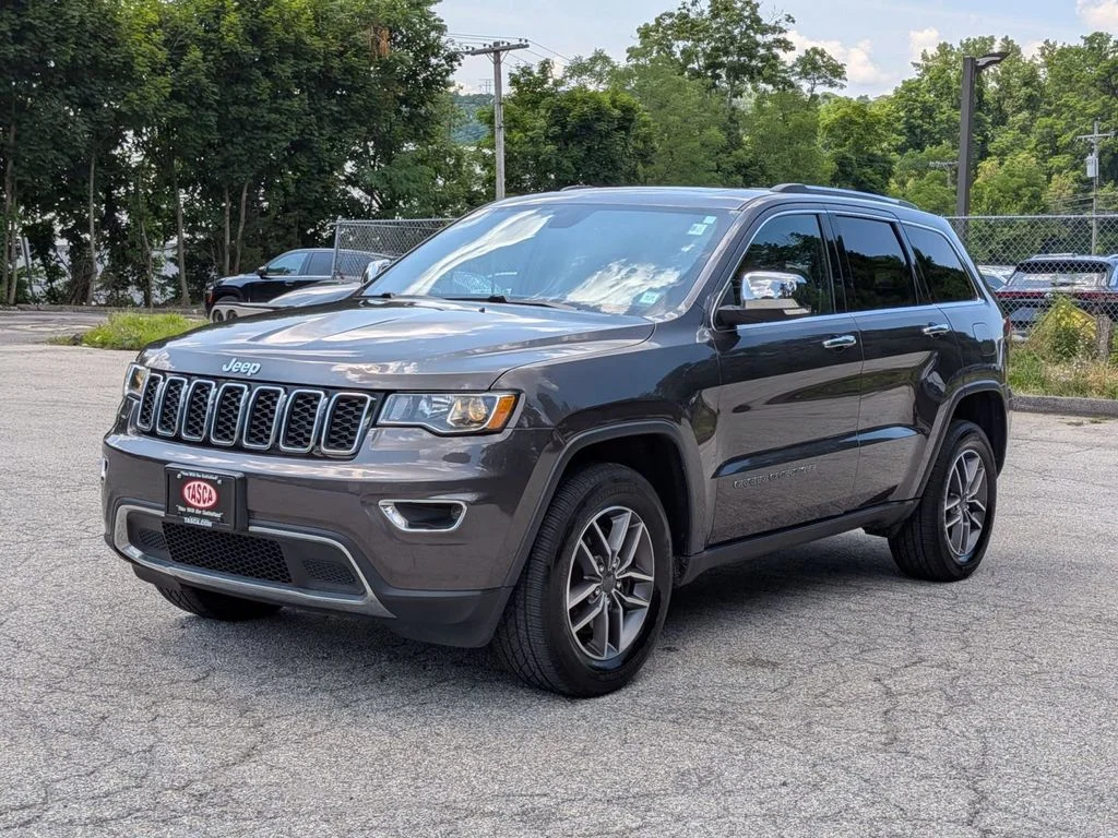 Used 2021 Gray Jeep Limited image 10