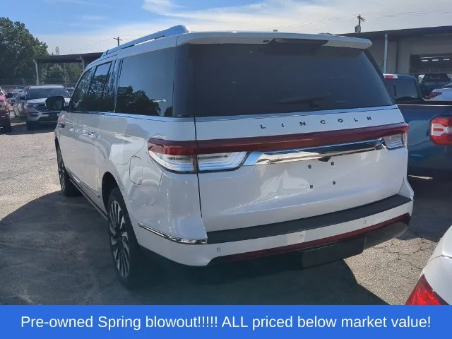 Used 2022 White Lincoln Black Label image 2