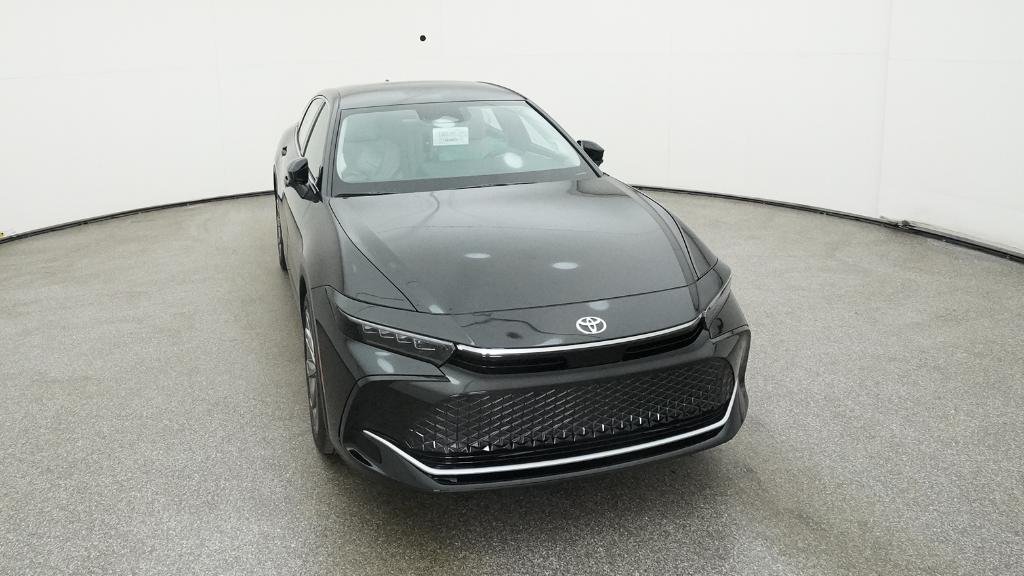 2026 Toyota Crown Limited - Photo 16
