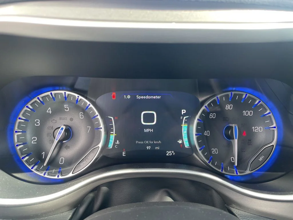 2026 Chrysler Pacifica Select - Photo 21