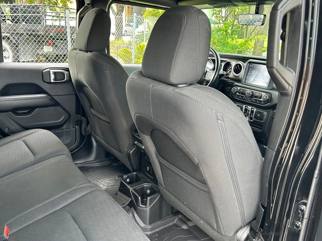 Certified Used 2018 Black Jeep Unlimited Sahara image 50