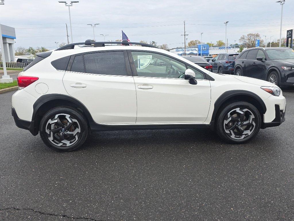 Used 2022 Crystal White Pearl Subaru Limited image 18